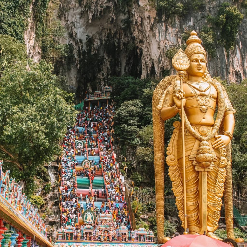 places to visit in kuala lumpur 2024 sri subramaniar swamy temple - batu caves kuala lumpur 