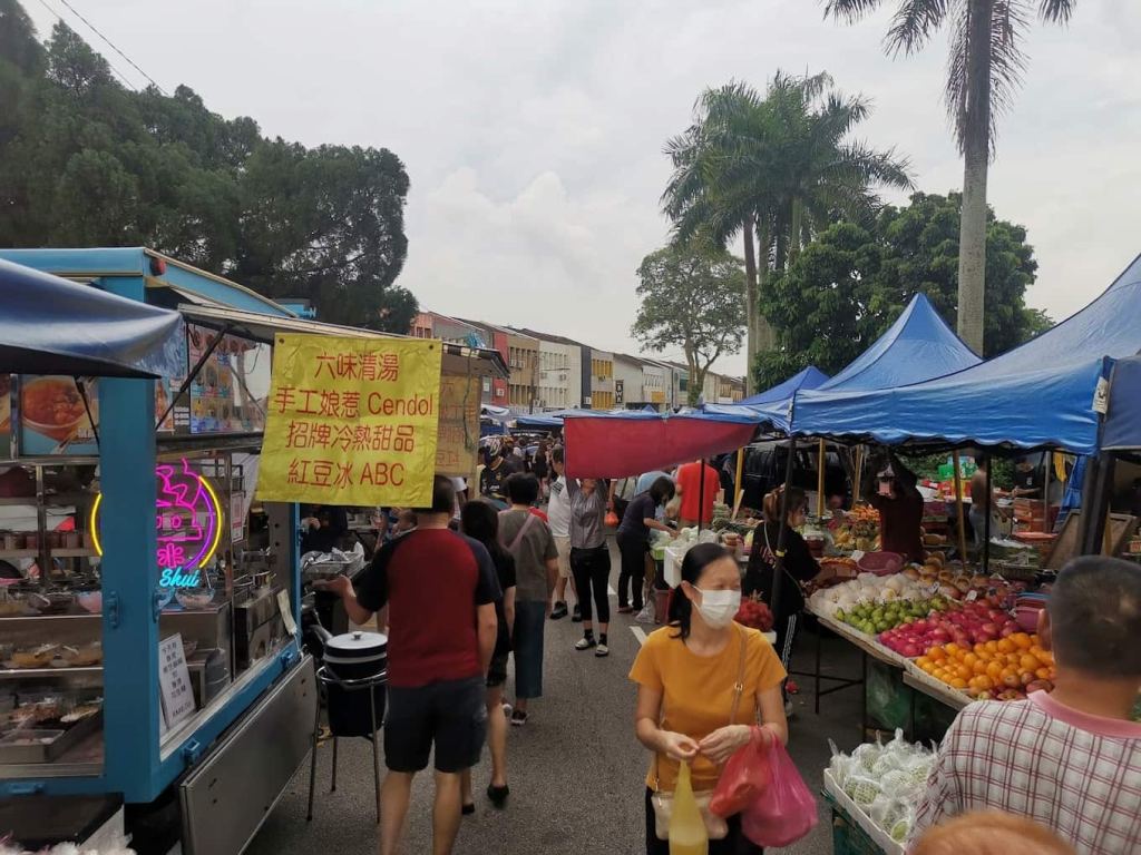 7 night markets in johor bahru Pasar Malam Taman Pelangi